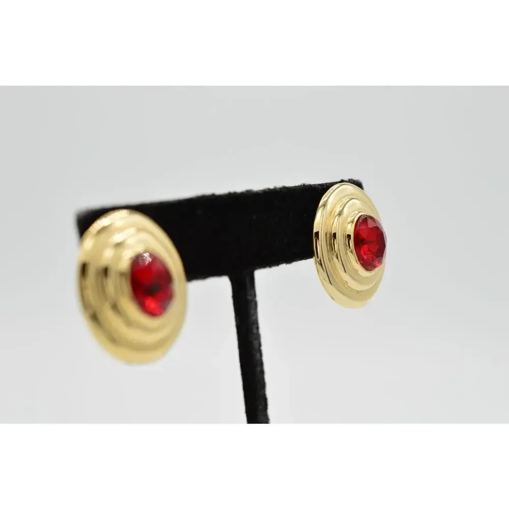 Vintage Crystal Clip Earrings Red Rhinestone Oval Gold Tone Shiny NOS 1980s 9L